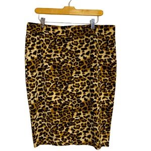 Leopard print stretch pencil skirt 16W business casual